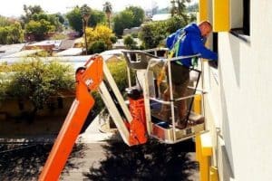 What To Ask When Hiring A Window Cleaner in Phoenix, Arizona